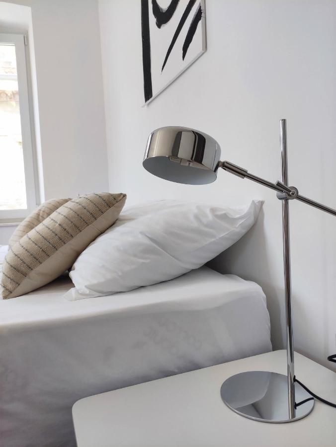 Nik Studio Apartments พูลา ภายนอก รูปภาพ